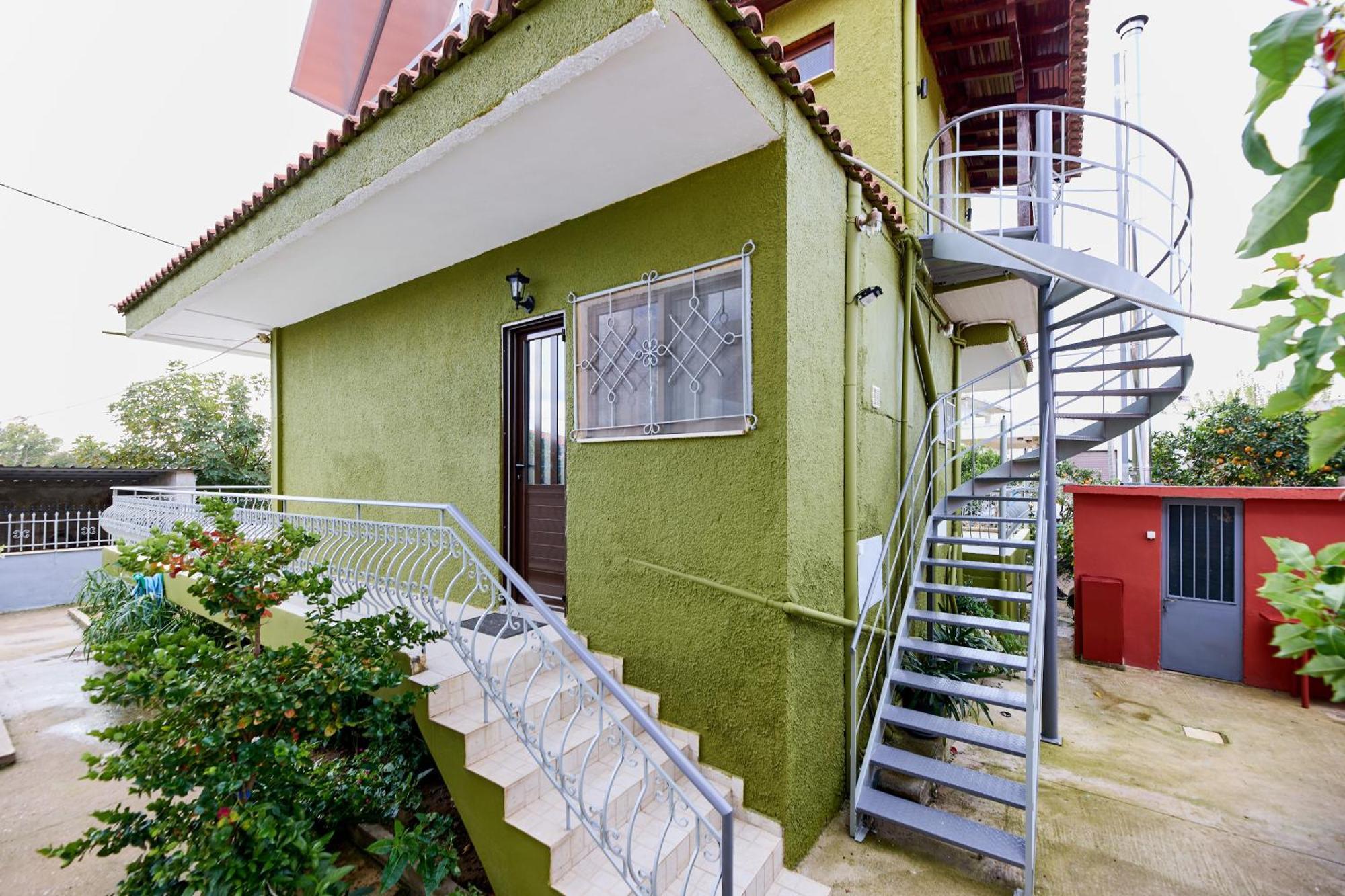 Taki'S Attic Apartment Agios Ilias  Bagian luar foto